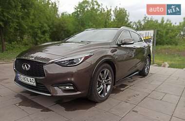 Позашляховик / Кросовер Infiniti QX30 2017 в Дніпрі