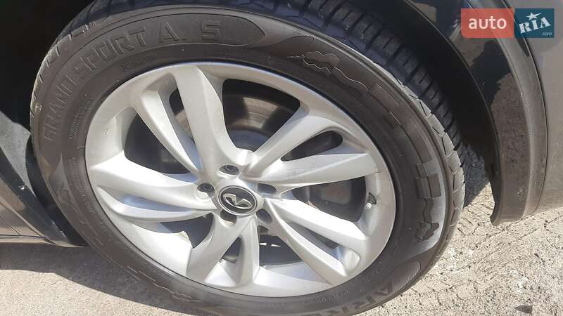 Позашляховик / Кросовер Infiniti QX30 2017 в Києві