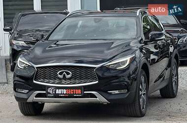 Внедорожник / Кроссовер Infiniti QX30 2016 в 