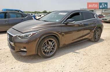 Infiniti QX30 2016