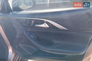 Внедорожник / Кроссовер Infiniti QX30 2017 в 