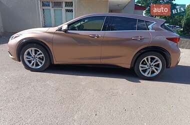 Внедорожник / Кроссовер Infiniti QX30 2017 в 