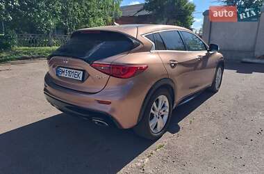 Внедорожник / Кроссовер Infiniti QX30 2017 в 
