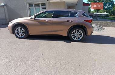 Внедорожник / Кроссовер Infiniti QX30 2017 в 