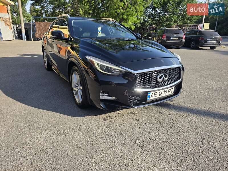 Infiniti QX30 2017