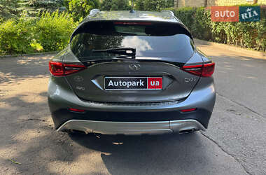Внедорожник / Кроссовер Infiniti QX30 2017 в 