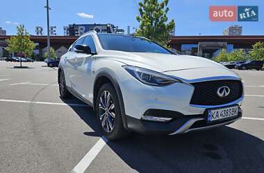 Внедорожник / Кроссовер Infiniti QX30 2017 в 