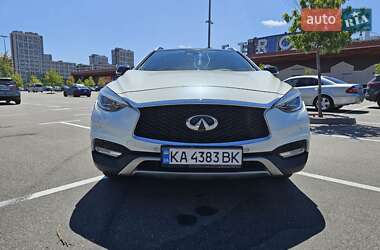 Внедорожник / Кроссовер Infiniti QX30 2017 в 