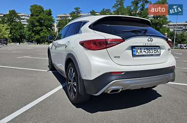 Внедорожник / Кроссовер Infiniti QX30 2017 в 
