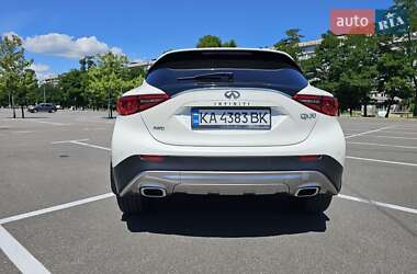 Внедорожник / Кроссовер Infiniti QX30 2017 в 