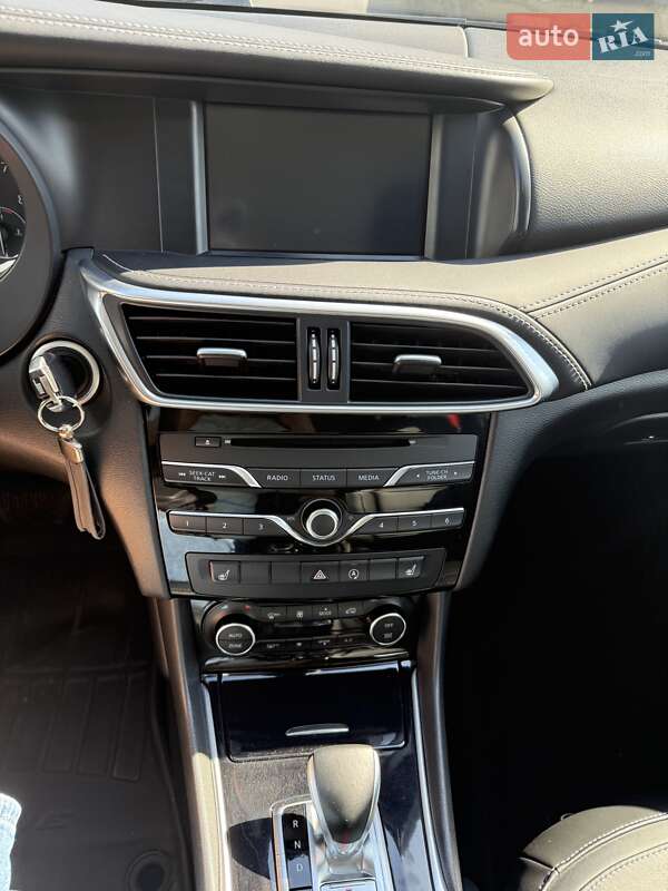 Внедорожник / Кроссовер Infiniti QX30 2016 в Харькове