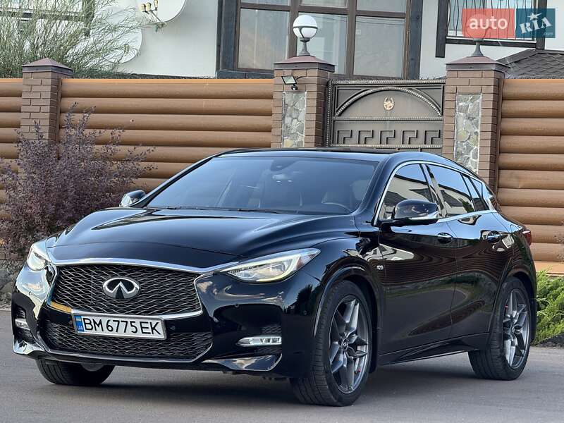 Внедорожник / Кроссовер Infiniti QX30 2016 в Киеве