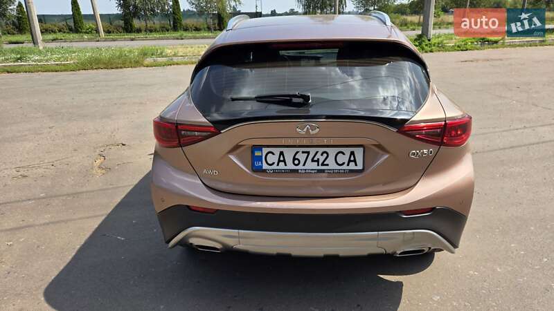 Внедорожник / Кроссовер Infiniti QX30 2017 в Черкассах