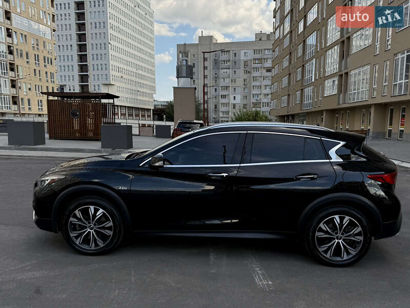 Внедорожник / Кроссовер Infiniti QX30 2016 в Харькове