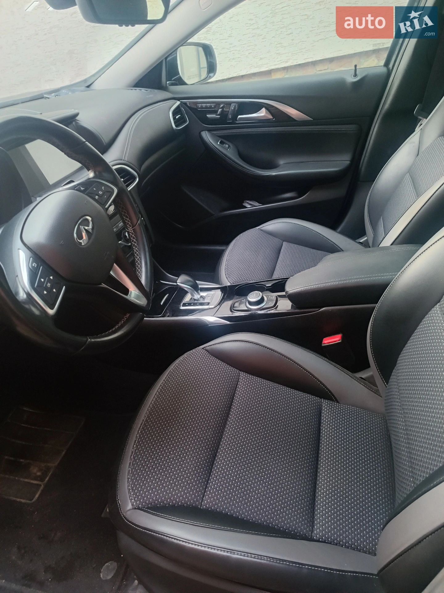 2018 Infiniti QX30 - мініатюра 8