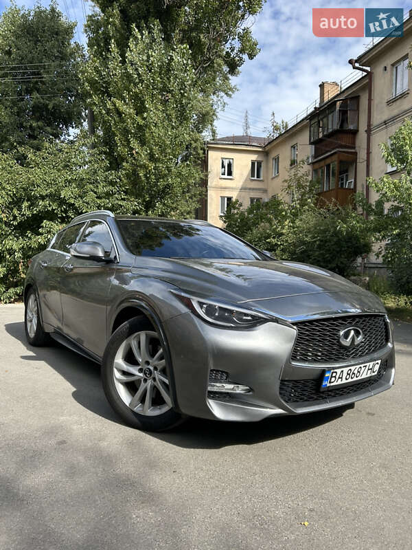 Infiniti QX30 2017