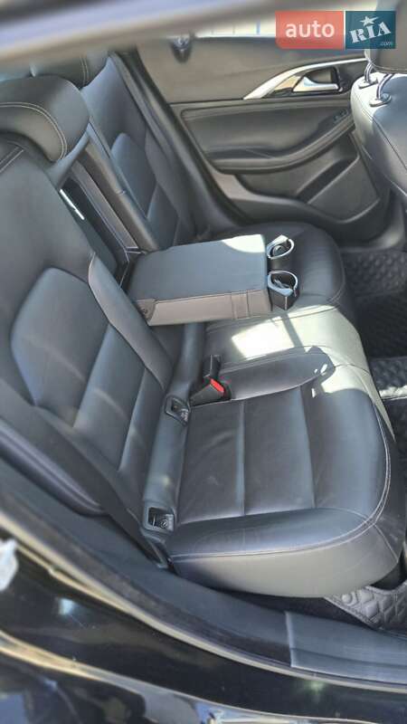 Внедорожник / Кроссовер Infiniti QX30 2017 в Кривом Роге