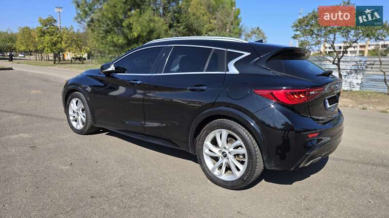 Внедорожник / Кроссовер Infiniti QX30 2017 в Кривом Роге