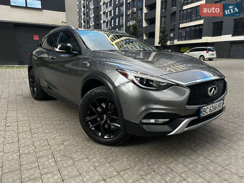 Infiniti QX30 2016