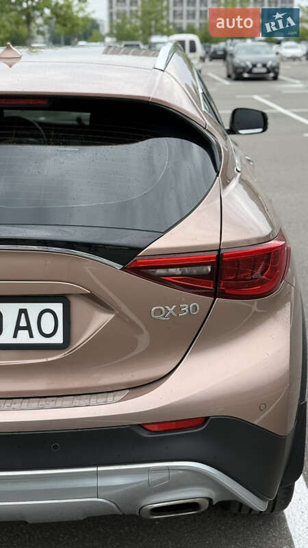 Внедорожник / Кроссовер Infiniti QX30 2018 в Киеве