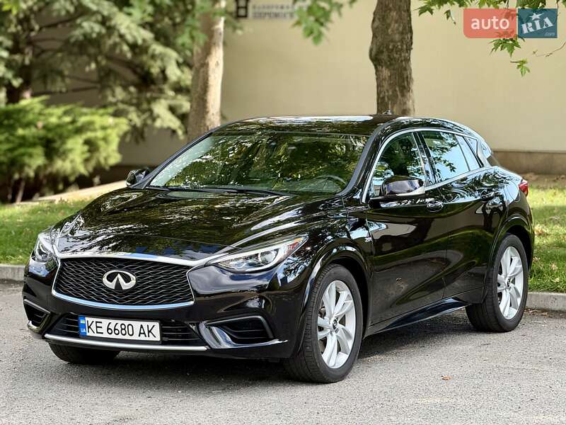 Infiniti QX30 2017