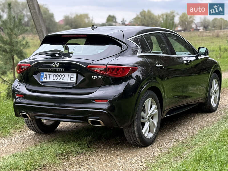 Внедорожник / Кроссовер Infiniti QX30 2017 в Ивано-Франковске