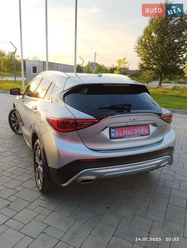 Внедорожник / Кроссовер Infiniti QX30 2017 в Здолбунове