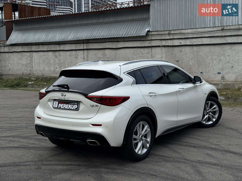 Внедорожник / Кроссовер Infiniti QX30 2017 в Киеве фото 6 Внедорожник / Кроссовер Infiniti QX30 2017 в Киеве