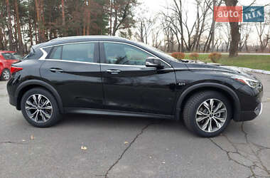 Внедорожник / Кроссовер Infiniti QX30 2016 в Кременчуге