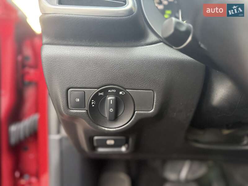 Внедорожник / Кроссовер Infiniti QX30 2018 в Днепре фото 29 Внедорожник / Кроссовер Infiniti QX30 2018 в Днепре