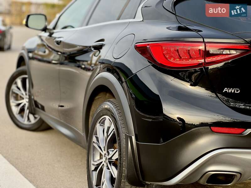 Позашляховик / Кросовер Infiniti QX30 2016 в Києві фото 6 Позашляховик / Кросовер Infiniti QX30 2016 в Києві
