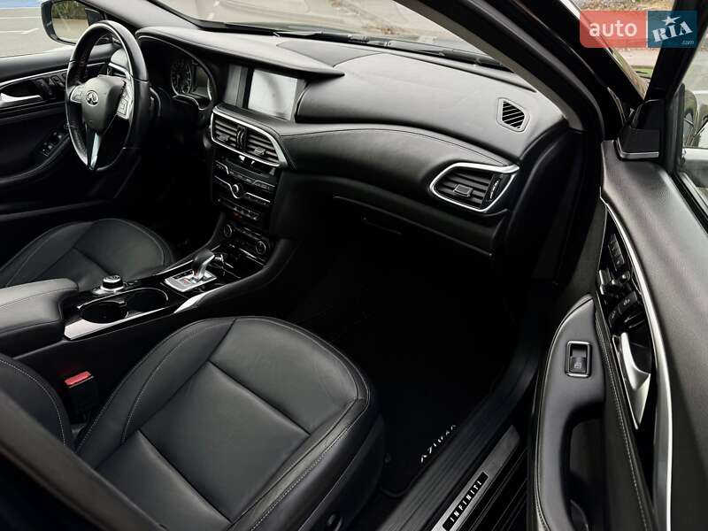 Позашляховик / Кросовер Infiniti QX30 2016 в Києві фото 21 Позашляховик / Кросовер Infiniti QX30 2016 в Києві