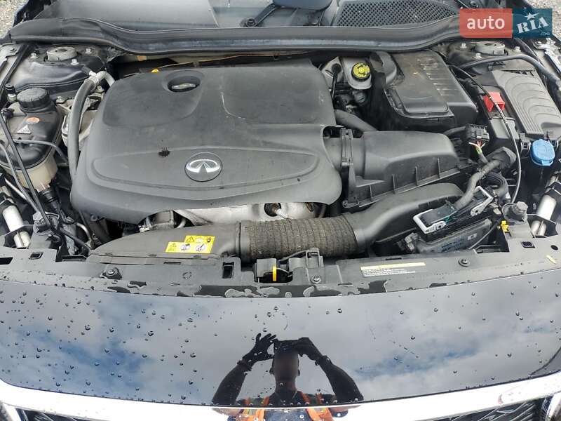 Позашляховик / Кросовер Infiniti QX30 2019 в Дніпрі