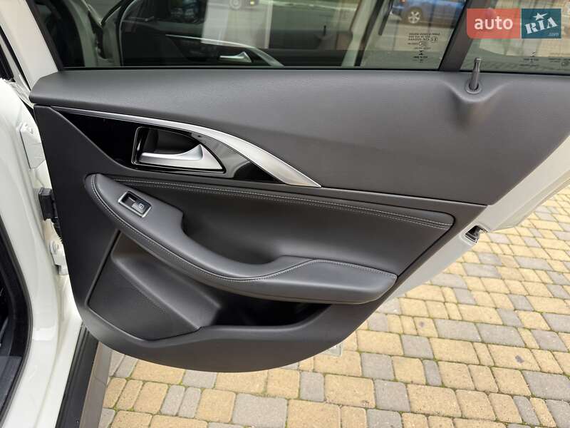 Внедорожник / Кроссовер Infiniti QX30 2017 в Одессе