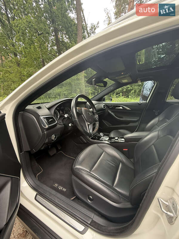 Внедорожник / Кроссовер Infiniti QX30 2017 в Киеве фото 15 Внедорожник / Кроссовер Infiniti QX30 2017 в Киеве