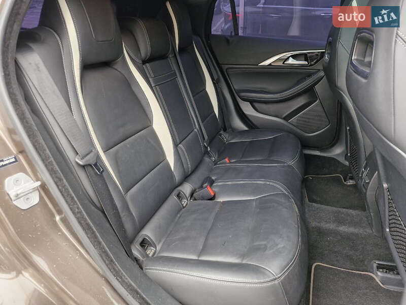 Позашляховик / Кросовер Infiniti QX30 2017 в Києві