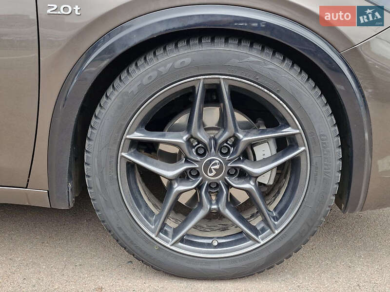 Позашляховик / Кросовер Infiniti QX30 2017 в Києві