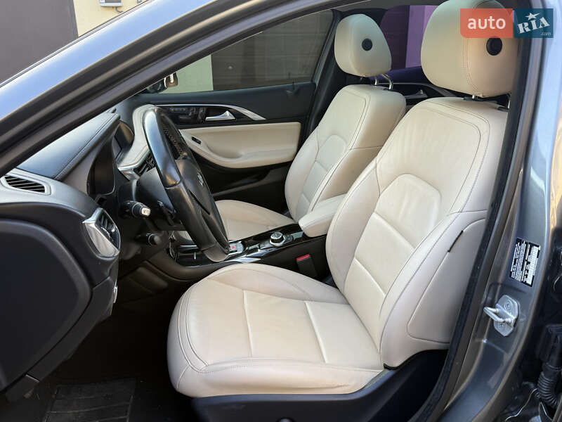 Внедорожник / Кроссовер Infiniti QX30 2016 в Измаиле фото 15 Внедорожник / Кроссовер Infiniti QX30 2016 в Измаиле
