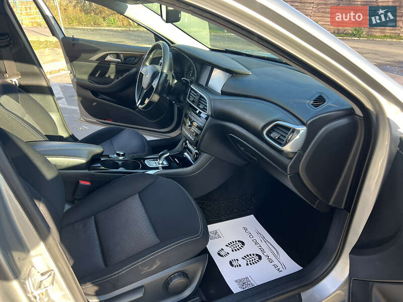 Внедорожник / Кроссовер Infiniti QX30 2017 в Здолбунове