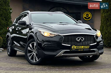 Внедорожник / Кроссовер Infiniti QX30 2016 в Львове