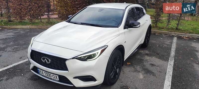 Позашляховик / Кросовер Infiniti QX30 2018 в Києві