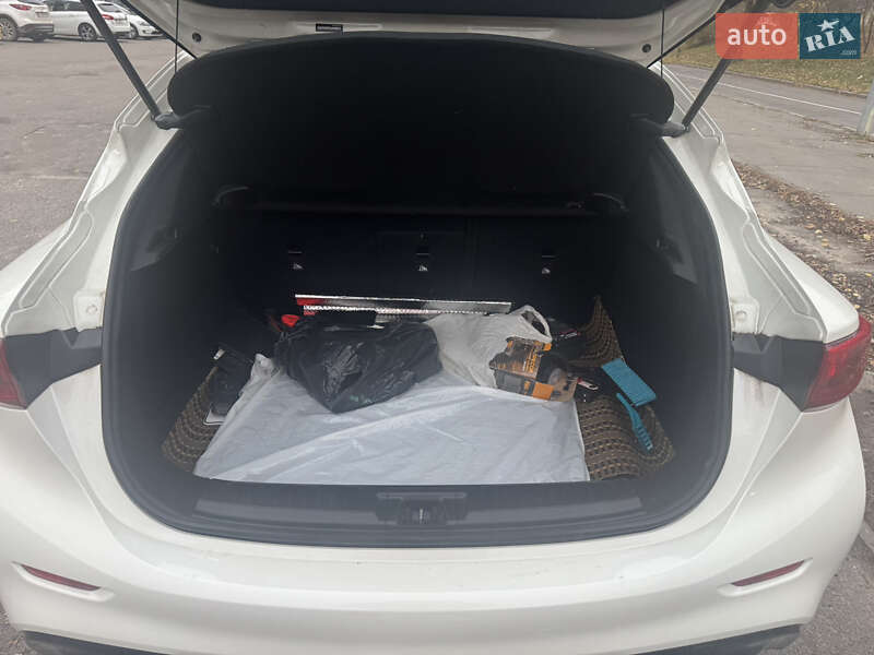 Внедорожник / Кроссовер Infiniti QX30 2017 в Киеве