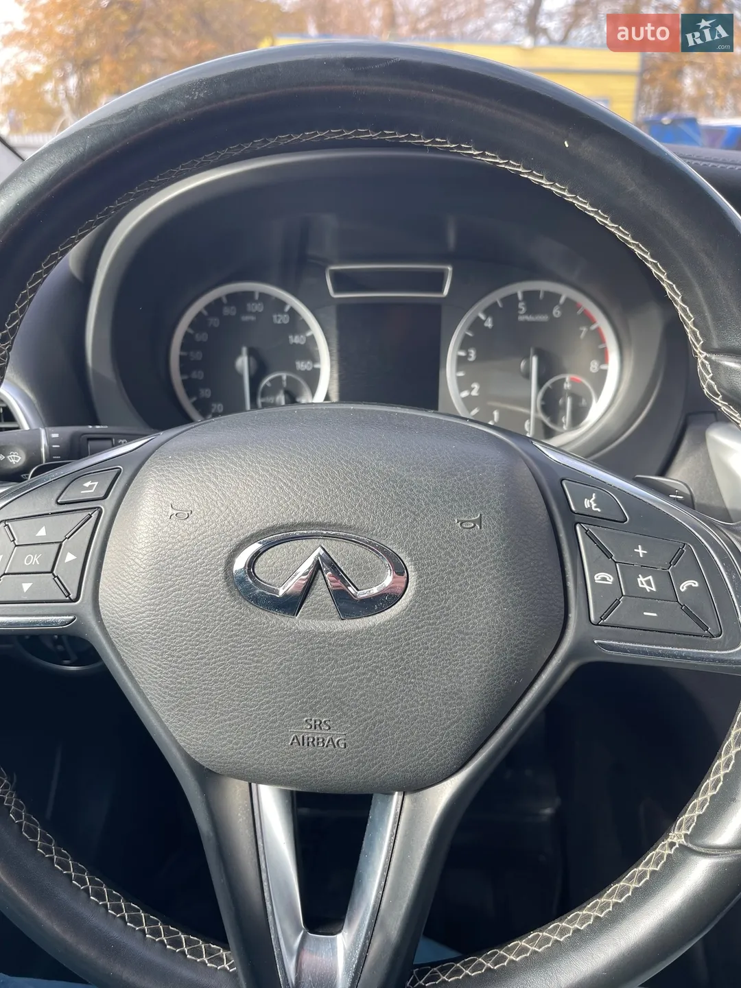 2017 Infiniti QX30 - мініатюра 13