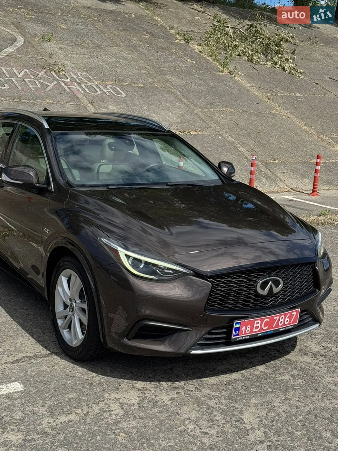 2019 Infiniti QX30 - мініатюра 13
