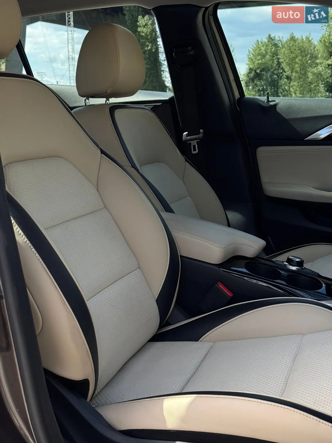 2019 Infiniti QX30 - мініатюра 42