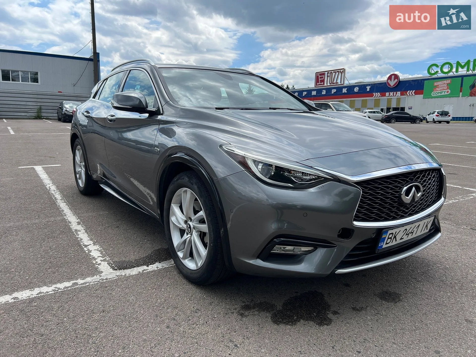 2016 Infiniti QX30 - мініатюра 4
