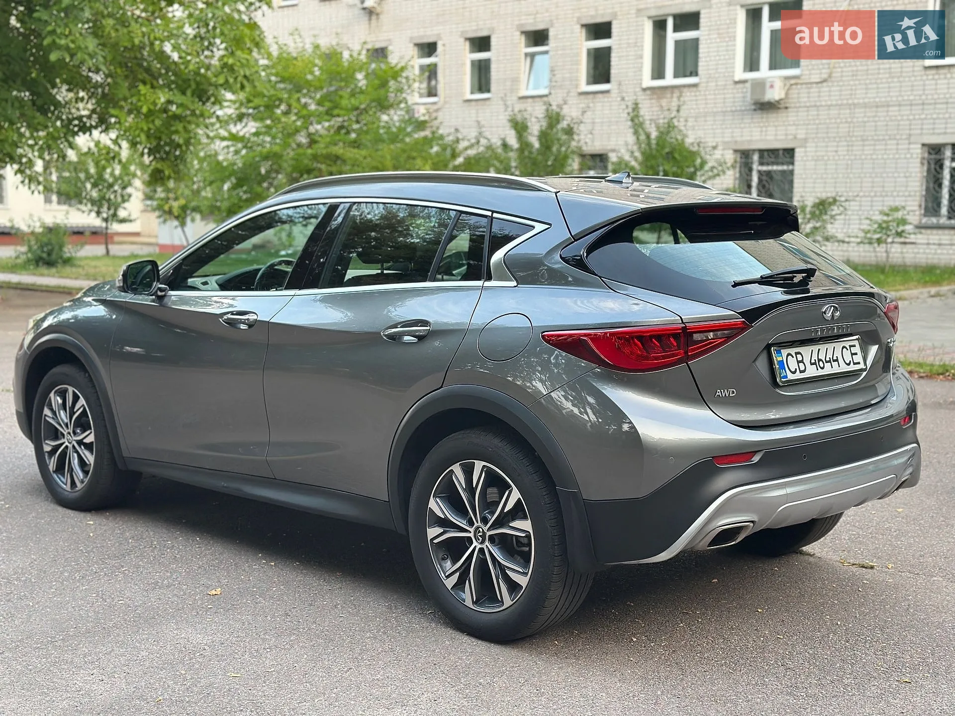 2017 Infiniti QX30 - мініатюра 12