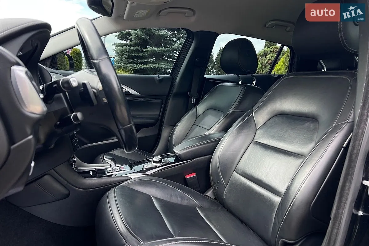2017 Infiniti QX30 - мініатюра 9