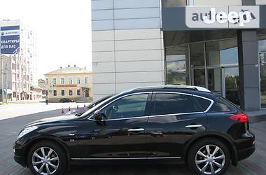 Внедорожник / Кроссовер Infiniti QX50 2015 в Харькове