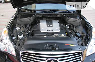 Внедорожник / Кроссовер Infiniti QX50 2015 в Харькове